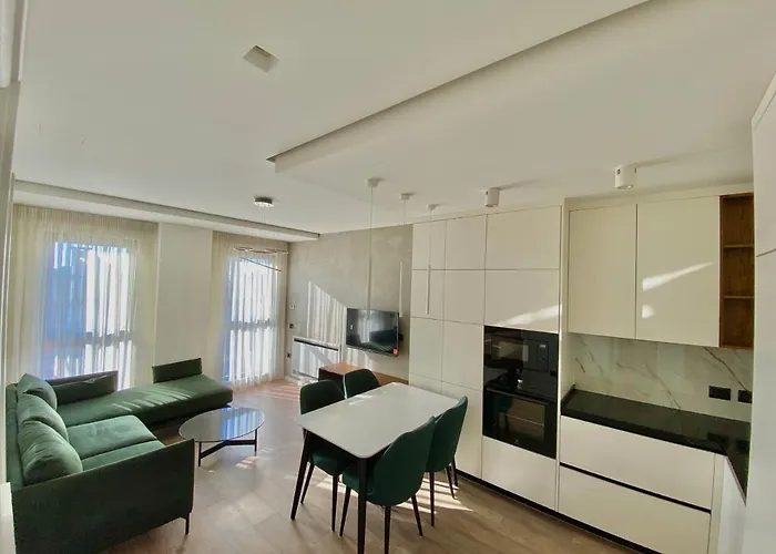 Lux 02 + Free Parking Post